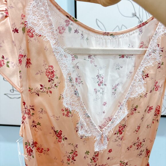 PICS UPDATED BRAND NEW WITH TAG REFORMATION SILK DRESS, SIZE 4 - Picture 8 of 14